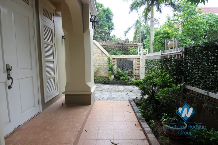 Well finished house with nice furnishings to rent in Tay Ho